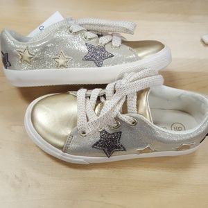 Kids shoes